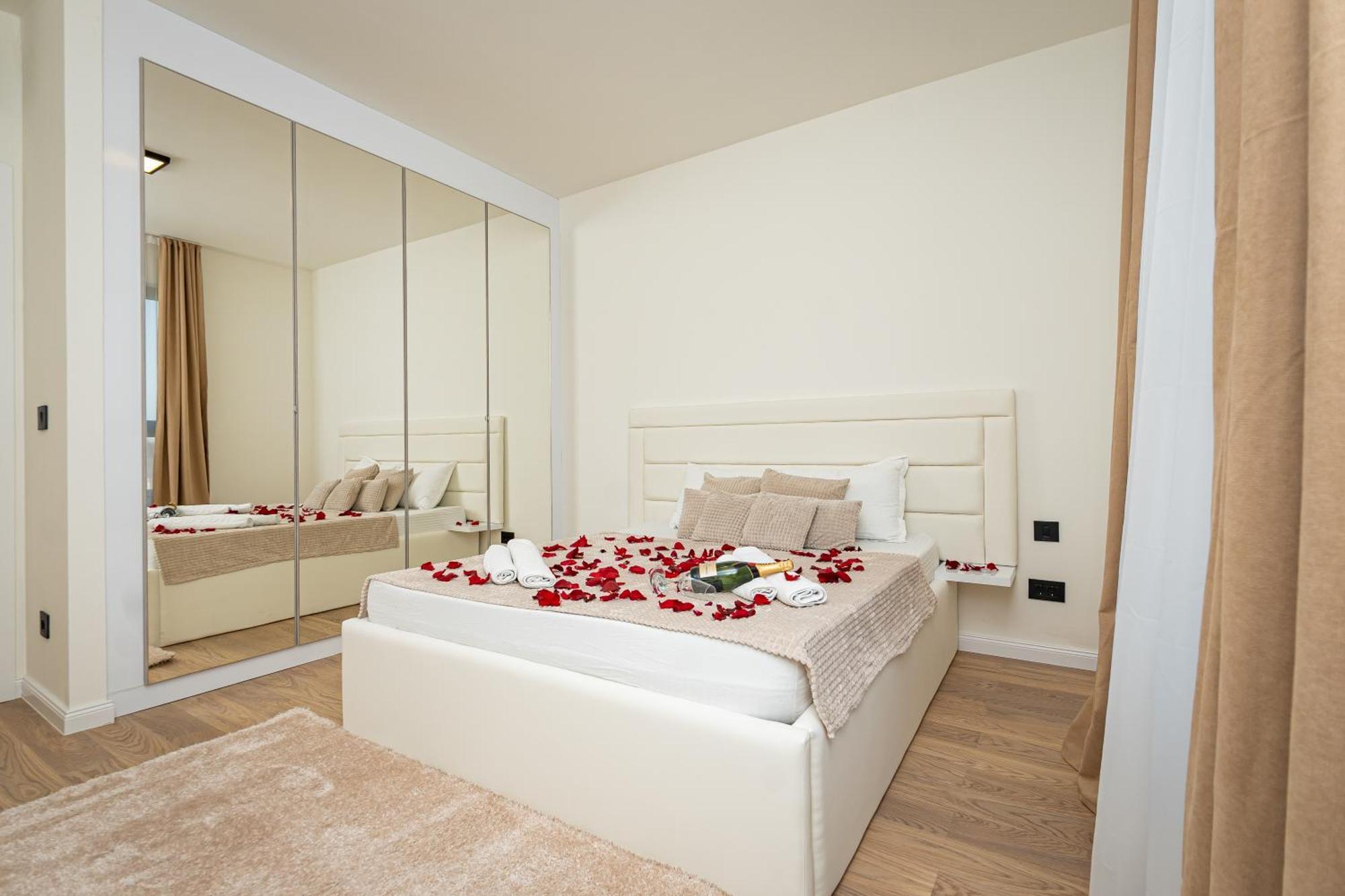 Апартаменти Sinfonia Lux 1205-1 Sajmiste Екстер'єр фото